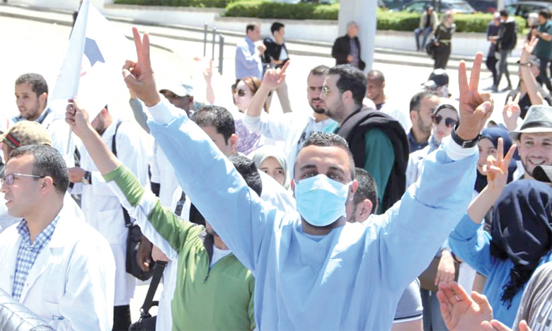 النقابة المستقلة للممرضين تحذر من خطر انتحال صفة ممرض على صحة المواطنين