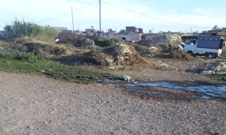 انتشار النفايات والأزبال يؤرق بال سكان دوار اشعيب بمقاطعة المنارة بمراكش