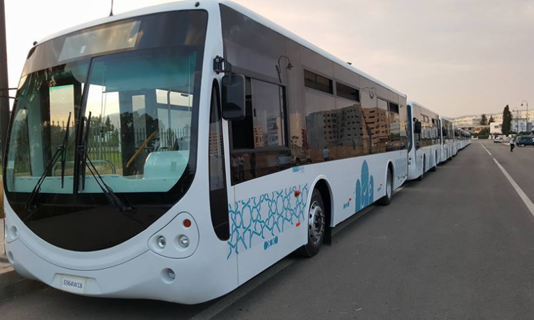 بشرى للتلاميذ والطلبة.. إلغاء الزيادات في واجبات الاشتراكات الشهرية بحافلات النقل العمومي بفاس