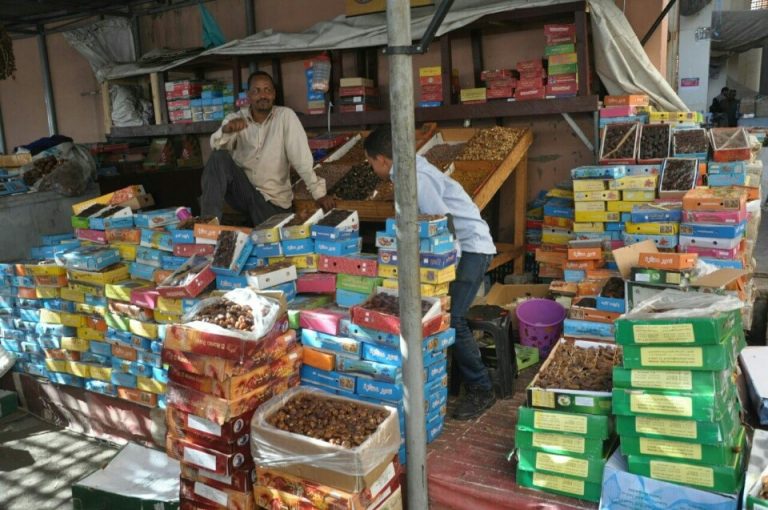 تعبئة دائمة لمراقبة صارمة لأسعار وجودة المنتوجات الغذائية بالأسواق والمحلات التجارية بعمالة مراكش