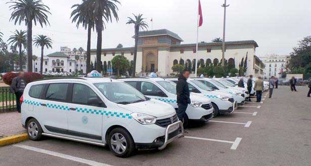 تنسيق خماسي لنقابات سيارات الأجرة ينتفض ضد دورية وزير الداخلية لتنظيم وتأهيل القطاع