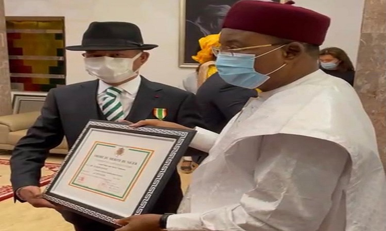 توشيح مغربي بوسام نيجري رفيع "لمساهمته في إنجاح مؤتمر رؤساء دول وحكومات الاتحاد الإفريقي"