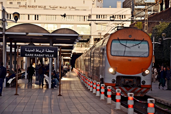 توقيع اتفاقية لتحسين خدمات النقل السككي لصالح العاملين بقطاع الصحة