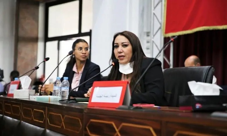 جماعة الدار البيضاء تمنح 10 ملايين درهم لناديي الرجاء والوداد