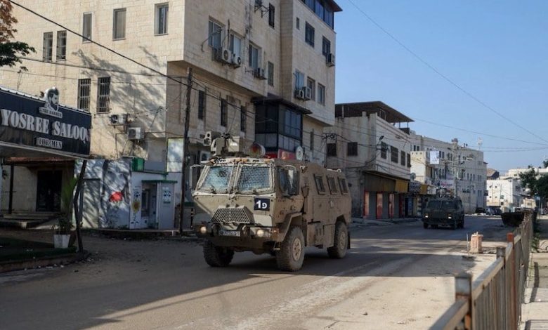 جيش إسرائيل يقتحم مستشفى عدوان بغزة جيش إسرائيل يقتحم مستشفى عدوان بغزة