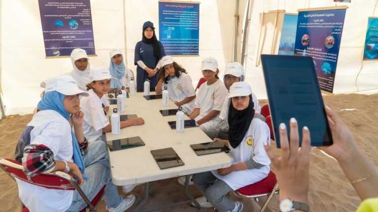 حملة "بحر بلا بلاستيك" لمؤسسة محمد السادس لحماية البيئة تحط الرحال بشاطئ الدالية