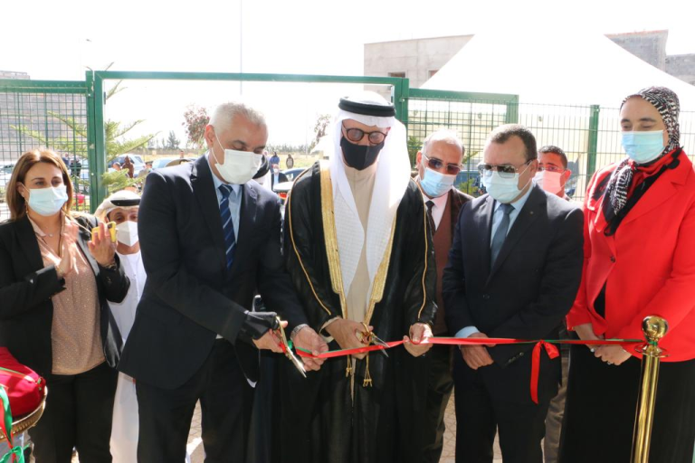 خالد ايت الطالب يعطي انطلاقة خدمات مركزين صحيين بعين عودة