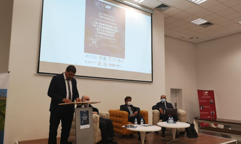 خبراء الصحة يتدارسون بمراكش نجاحات وإخفاقات التطبيب عن بعد في المغرب