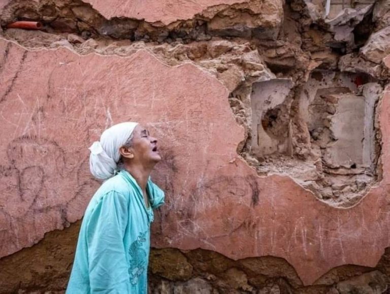 خبير في الصحة العقلية يدعو إلى تقديم الدعم النفسي للمتضررين لحمايتهم من اكتئاب ما بعد صدمة الزلزال