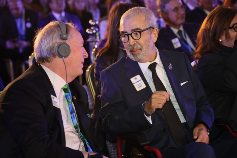 خليل الهاشمي الإدريسي مدير وكالة المغرب العربي للأنباء في ذمة الله