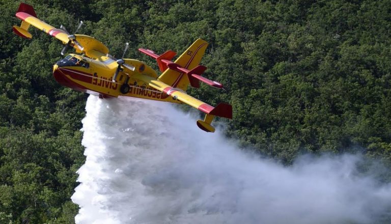 خنيفرة ︎: السيطرة على حرائق الغابات دون تسجيل اية خسائر بشرية واحتراق أي منزل