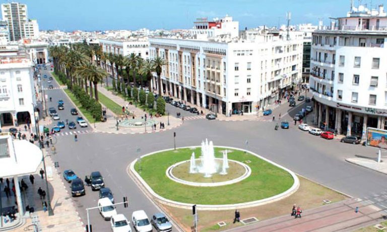 سلطات الرباط تمنع أي تجمهر أو تجمع بالشارع العام تفاديا لخرق حالة الطوارئ الصحية