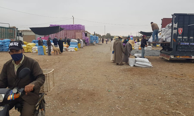 شيشاوة: تكثيف الجولات الميدانية لمراقبة جودة وأسعار المنتجات الغذائية بالأسواق الأسبوعية