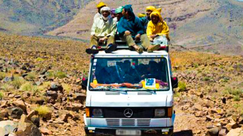 عبد الجليل يلتقي مع مهنيي قطاع النقل بالعالم القروي