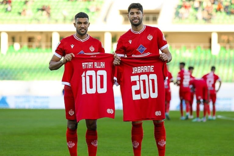 عطية الله: لعب 100 مباراة مع الوداد فخر
