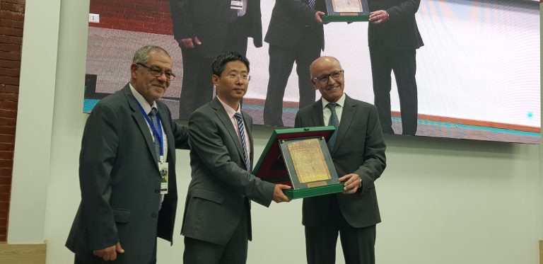 فاس.. منح جائزة الإبداع في التراث الطبي العربي الإسلامي لـ 3 طلبة مغاربة