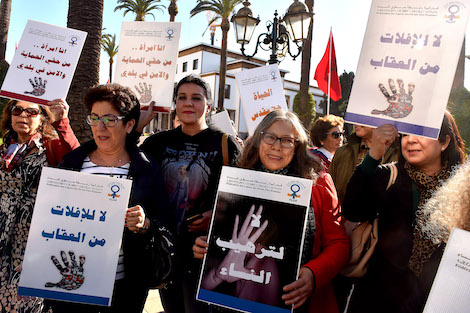 فيدرالية حقوق النساء تطالب بإعادة النظر في الحكم الصادر في قضية اغتصاب جماعي لطفلة بتيفلت