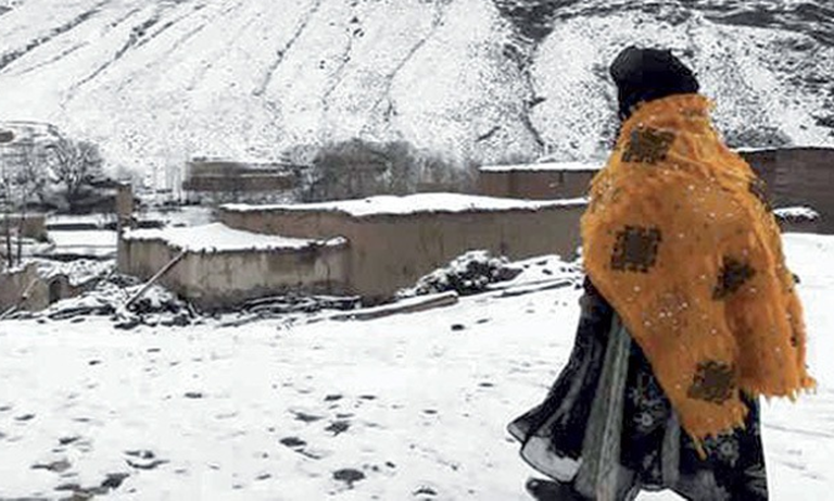 قرويات إيملشيل يطالبن بتوفير الماء للحماية من أخطار انتشار "كوفيد - 19"