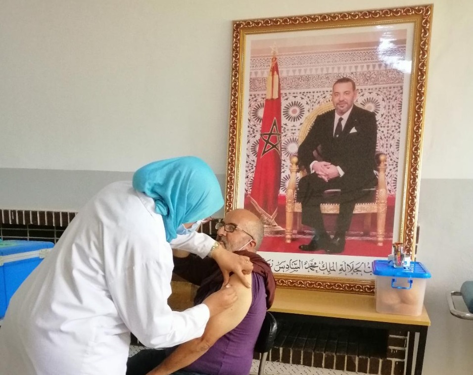 كوفيد 19: أقبال كبير لمهنيي الصحة بمكناس على الجرعة الثالثة