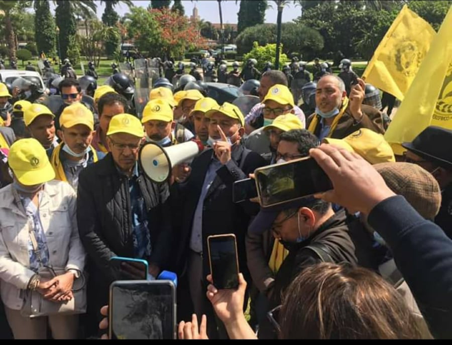 كونفدراليو التعليم يعتبرون عدم وفاء الوزارة بالجدولة الزمنية للحوار مؤشرا سلبيا سيشوش على منسوب الثقة وأجواء الحوار