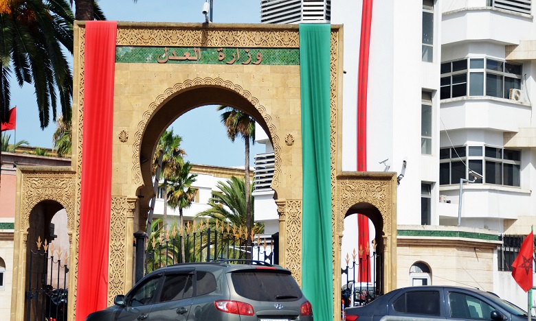 كونفدراليو العدل يطالبون بإخراج التنظيم الهيكلي للوزارة ويسجلون قلقلهم حول تزايد إصابات "كوفيد 19" وسط كتاب الضبط