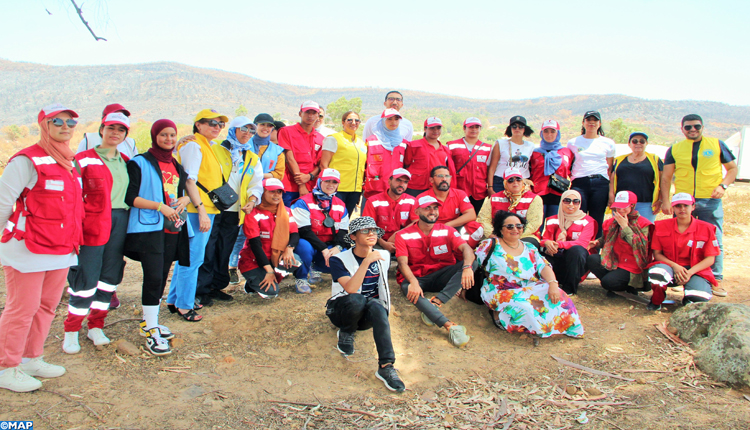 "ليونز كلوب" يوزع مساعدات عينية على 600 أسرة متضررة من حرائق الغابات بالعرائش