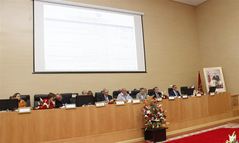 مجلس جهة مراكش آسفي يصادق على مشاريع ذات طابع تنموي خلال دورة يوليوز العادية