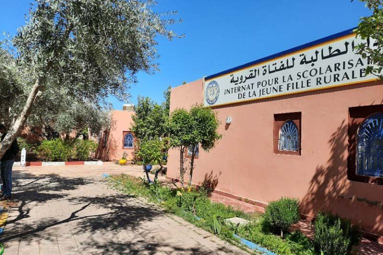 مراكش .. توزيع 14 دراجة كهربائية صديقة للبيئة على طالبات جامعيات