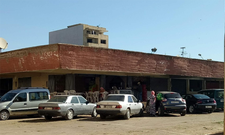 مطالب مستعجلة بإصلاح سوق السمك الوحيد بالخميسات بعد نصف قرن من إنشائه