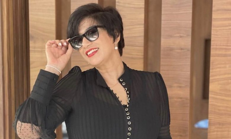 ملاك تكشف النقاب عن تفاصيل "بين القصور" ملاك تكشف النقاب عن تفاصيل "بين القصور"