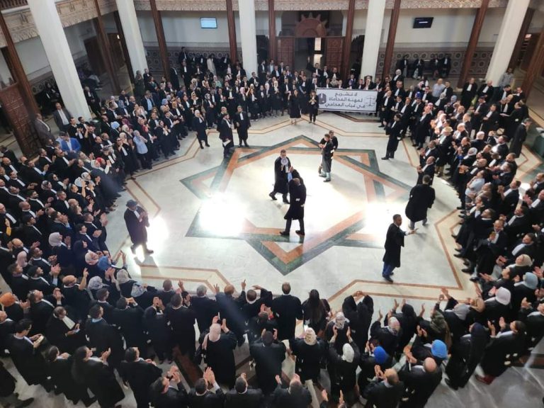 ملف الضرائب .. نقيب محاميي الدارالبيضاء يدعو لاجتماع عاجل لـ "شيوخ" الهيئة وجمعية عامة لمحامييها