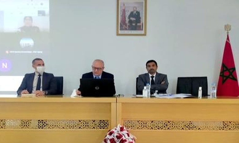 منتدى الباحثين بوزارة الاقتصاد يواصل قافلة طرح الأفكار وشرح قانون المالية 2021 تحت شعار:"قوانين المالية في زمن الأزمات"