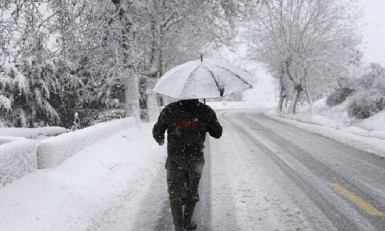 نشرة جوية خاصة: زخات رعدية قوية وتساقطات ثلجية من الخميس إلى السبت