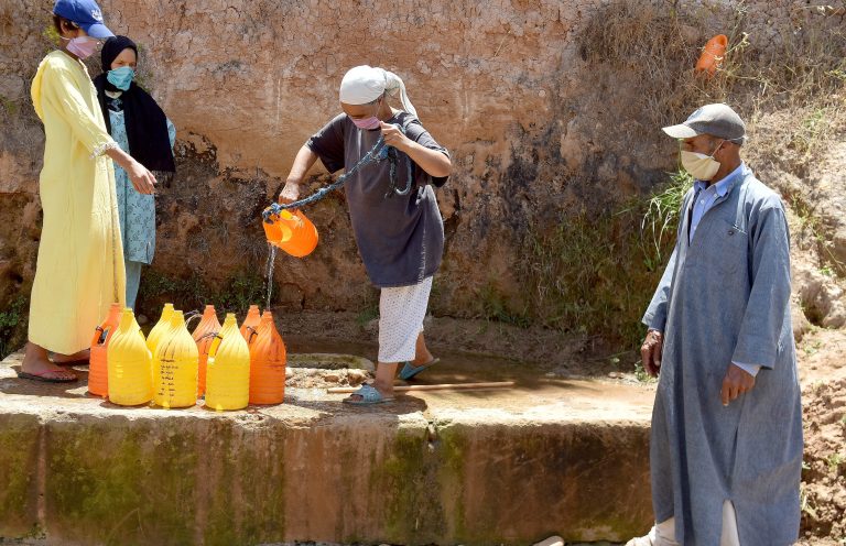 وزارة التجهيز والماء بصدد إصدار قانون منظم للجمعيات المشرفة على توزيع الماء الشروب بالوسط القروي