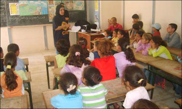 'أستاذي العزيز'.. حملة لرد الاعتبار للأطر التربوية