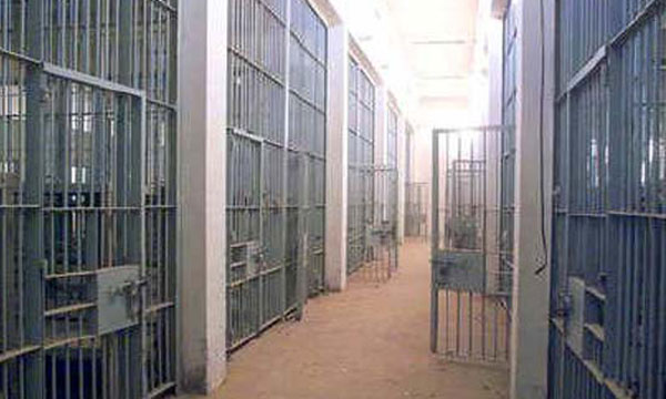 إيقاف 5 ضمن السجناء الفارين بمركز التهذيب والإصلاح سلا