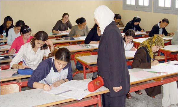 الأساتذة مصرون على رفض الفصل بين الأزواج في الحركة الانتقالية