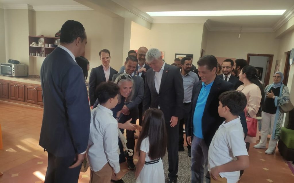 الحوز: السفارة السويسرية تحتفي بأطفال أطلس كيندر اليتامى والمتخلى عنهم