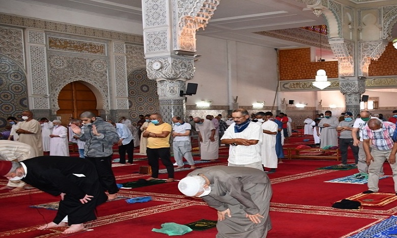 الخميسات :اعادة فتح المساجد بجماعة ايت يدين بعد اغلاقها بسبب فيروس كورونا