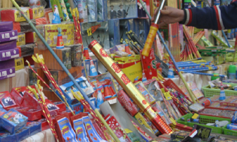 الدارالبيضاء: مفرقعات عاشوراء تقتل شابا والأمن فتح بحثا وأوقف المتورط في الحادث