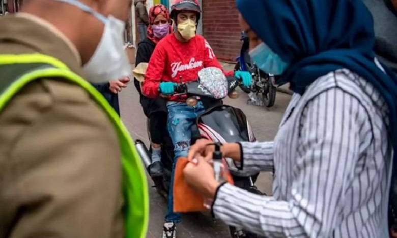 السلطات المحلية بآسفي تشرع في تحرير وتطبيق العقوبات على عدم وضع الكمامة