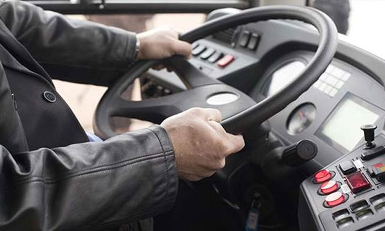 الشروع في تسجيل السائقين المزاولين للسياقة المهنية الراغبين في الحصول على بطاقة السائق المهني أو تجديد صلاحيتها