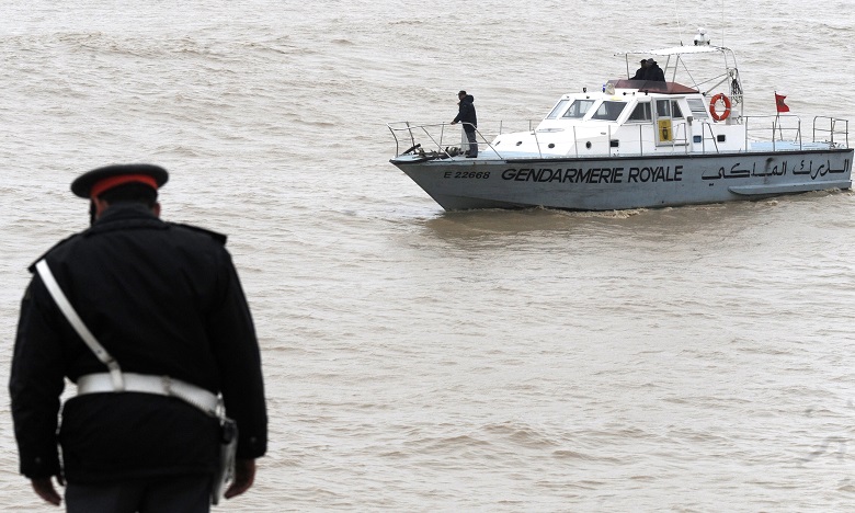 العرائش: انتشال جثث 3 مغاربة وإنقاذ 40 كانوا في قارب للهجرة السرية