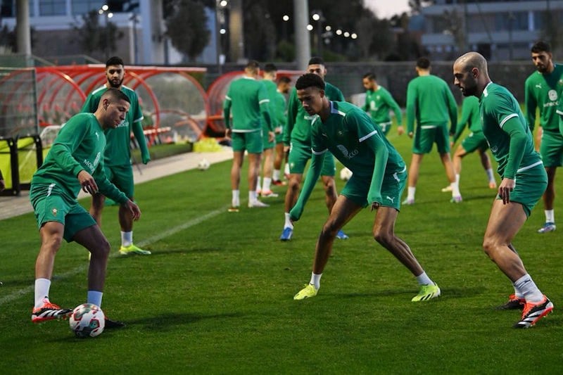 "الكاف" تدعو إلى متابعة 5 شبان في "الكان"