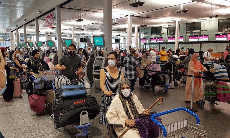 المغاربة العالقون بالخارج: وصول أزيد من 300 عائدا من كندا إلى مطار أكادير المسيرة