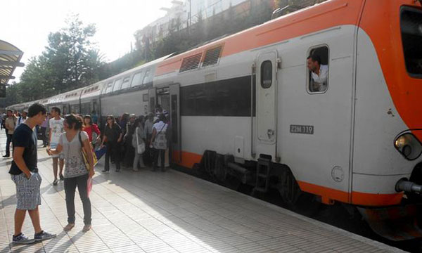 المكتب الوطني للسكك الحديدية يندد بعرقلة حركة القطارات بسبب اضطراب بمحور الدار البيضاء القنيطرة