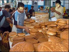 المهنيون يجتمعون غدا بمكناس للحسم في مشكل الخبز