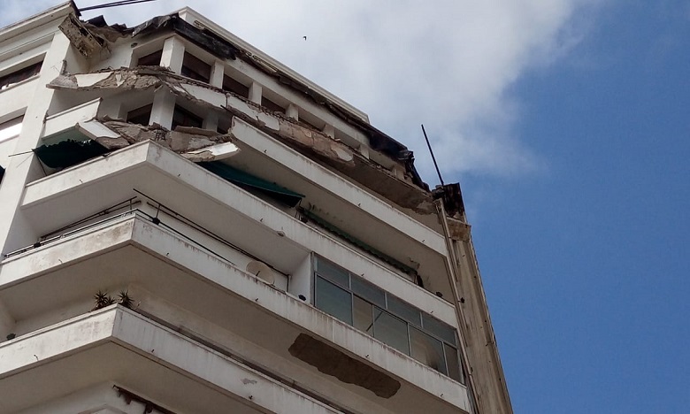 انهيار طابق سكني بعمارة ليوطي بالدار البيضاء
