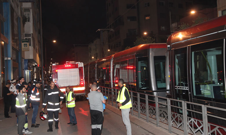 ترامواي البيضاء يدهس مسنا بعد صلاة التروايح ويرديه قتيلا