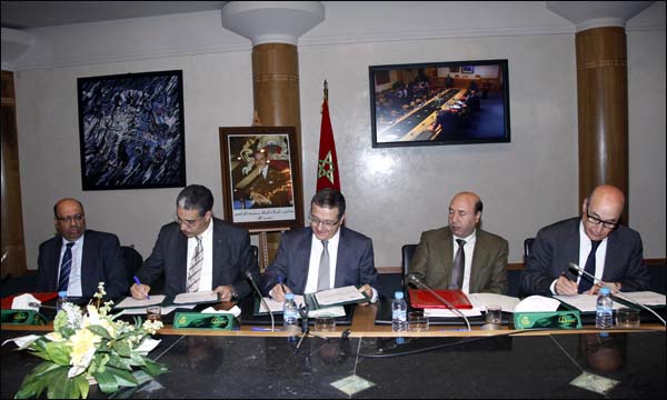 توقيع اتفاقيتين في إطار تنفيذ مقتضيات مدونة السير المتعلقة بالسياقة المهنية